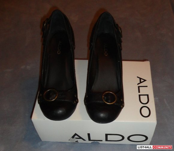 ALDO Black Leather 2 3/4" Wedge Heels Shoes Women's 9 (39