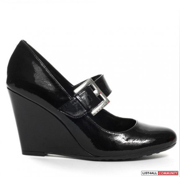 BCBG Patent Black Leather Mary Jane 3.5