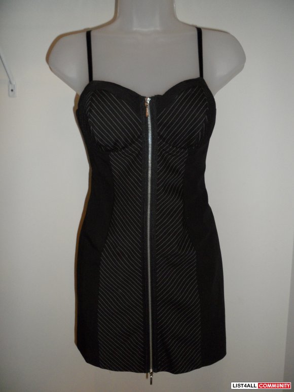 guess black fitted dress