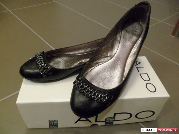 sofft black leather flats X2