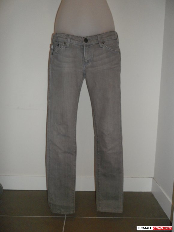 rock & republic lt grey narrow leg jeans
