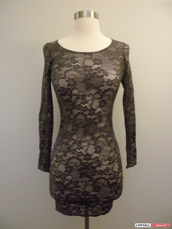 aritzia - talula charcoal grey lace dress