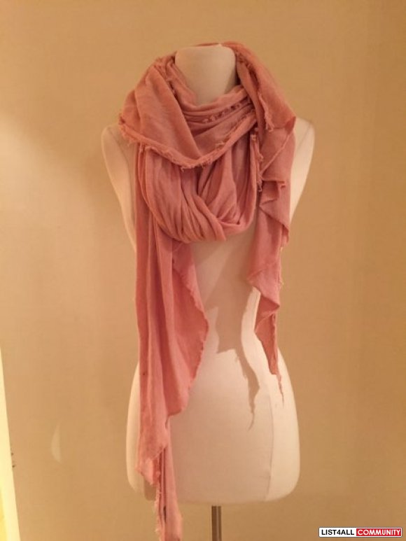 Aritzia Wilfred pink scarf