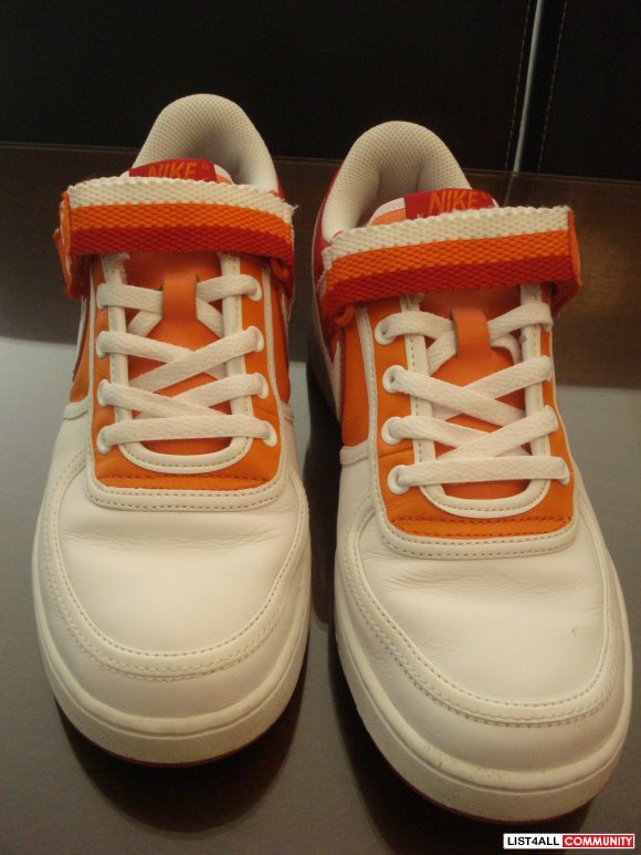 NIKES BRAND NEW - $40 OBO