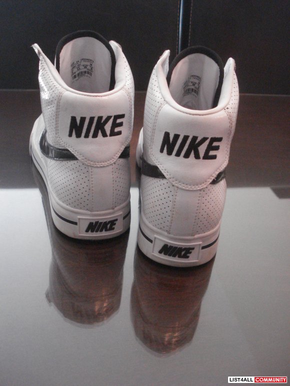 NIKE HIGH TOPS SIZE 8 FOR CHEAP - $40 OBO