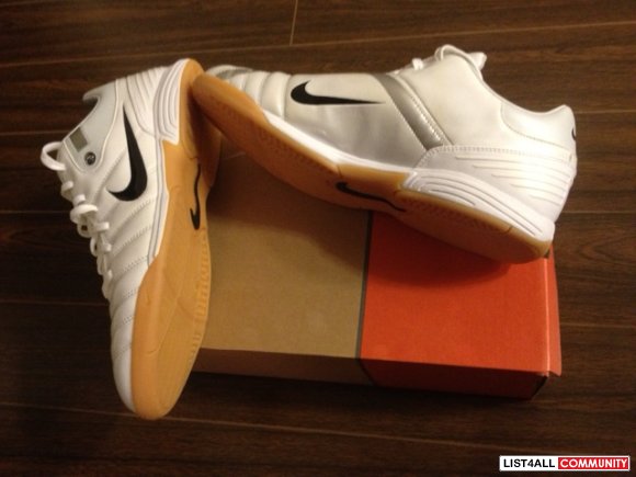 nike total 90 shift