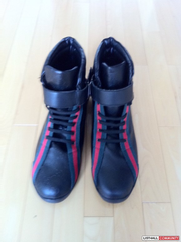 Size 11 Black Gucci Hi-Top Lace Up Sneakers