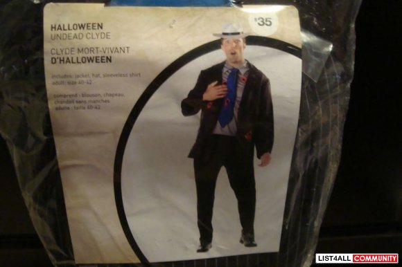 Halloween costumes adult brand new  $ 35