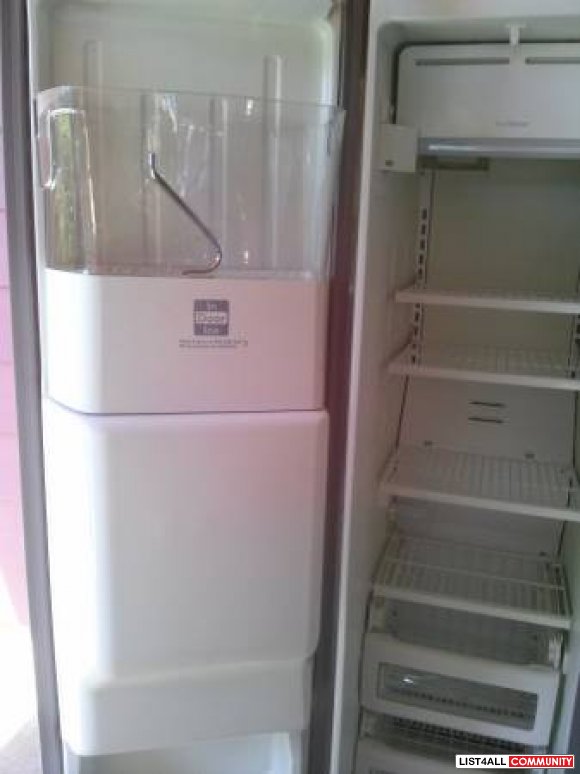 Kitchenaid . Side by side refrigerator - $700