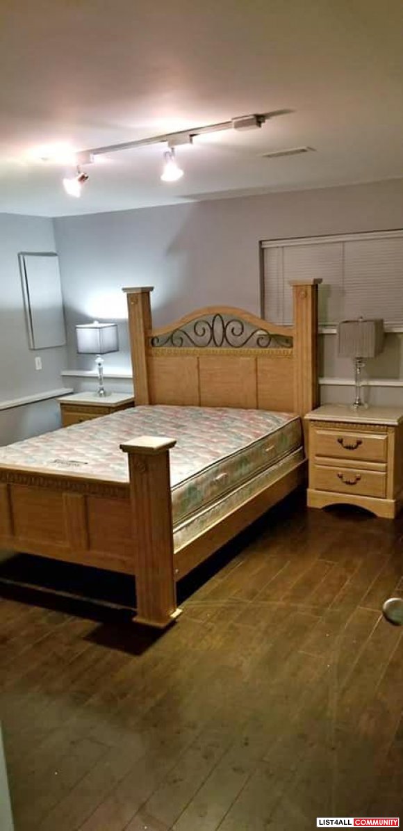 Full bedroom set, Queen bed with mattress, 2 Side tables and dresser.