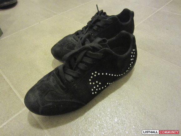 Puma Black shoes with crystals Sz 7