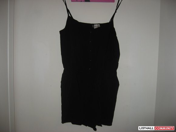 h and m black romper