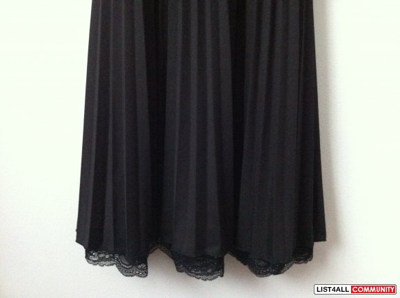 Seductions - Black & Red Semi formal Dress