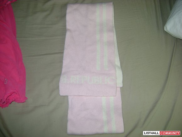 Banana republic baby pink and pearl white scarf