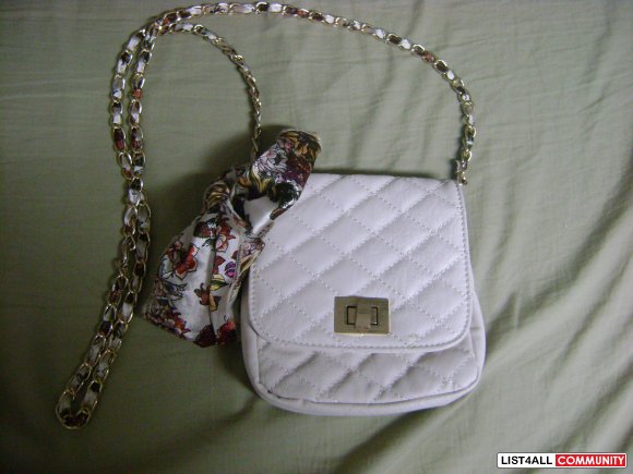 Cute aldo side purse