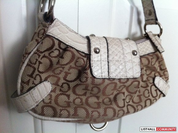 guess plaid purse