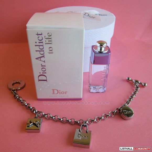 Dior Beauty Charm Bracelet in Mini Gift Hat Box 8" Limited Edition Met