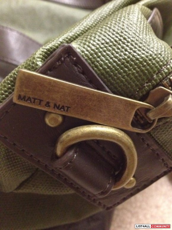 Matt and Nat XL 100% Recycled Bag Forest Green