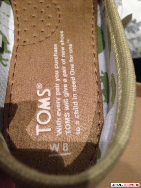 TOMS Beige Sz 8