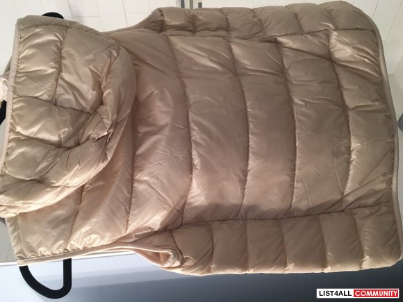 Uniqlo Down Vest - Beige - Small BNWT