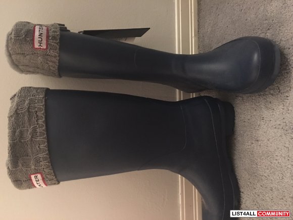 Womens Hunters w/ Welly Socks- Size 8 - Navy Blue - Never worn - Repli