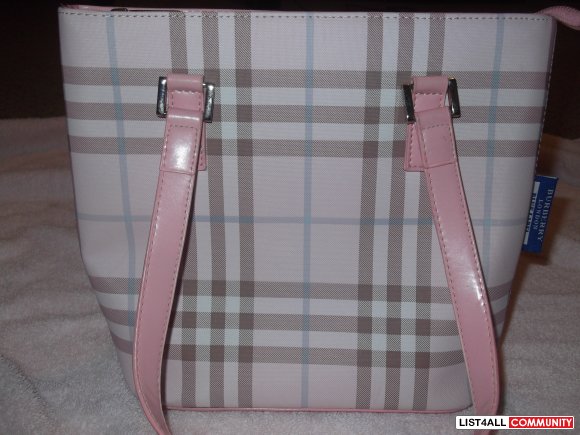 pink burberry purse