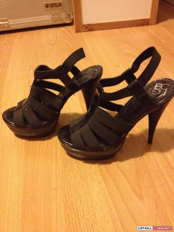 bcbg mesh heels