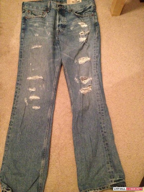 Holliser rip-style jeans
