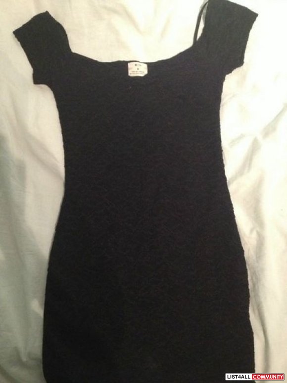 Urban Outfitter black fitted lace dress (medium)