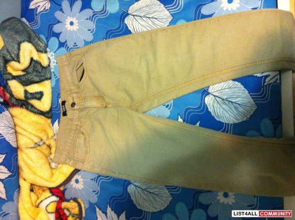khakis from bluenotes