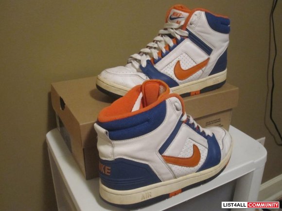 Vintage Nike Air Force 2 HiTops Knicks Colorway