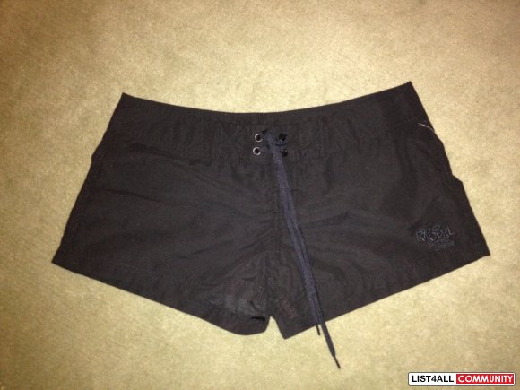 Rip Curl black lace-up boardshorts w/ velcro secured pockets (size 3)