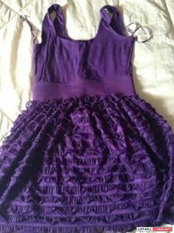 purple ruffle