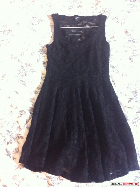 Aritzia black lace dress :: kelseymc :: List4All
