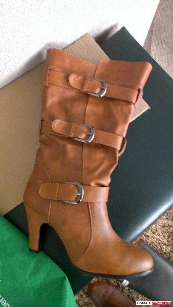Boots size 7