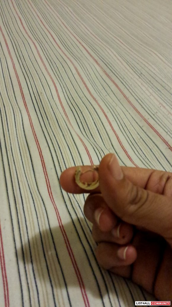 gold and diamond earring