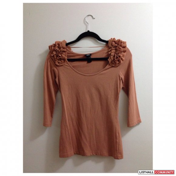 H&M Three Quarter Sleeve Top