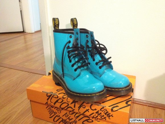 doc martens turquoise boots