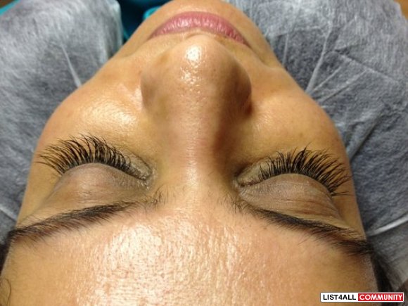 glamour set eyelash extension. Lots of volume and length! very lovely