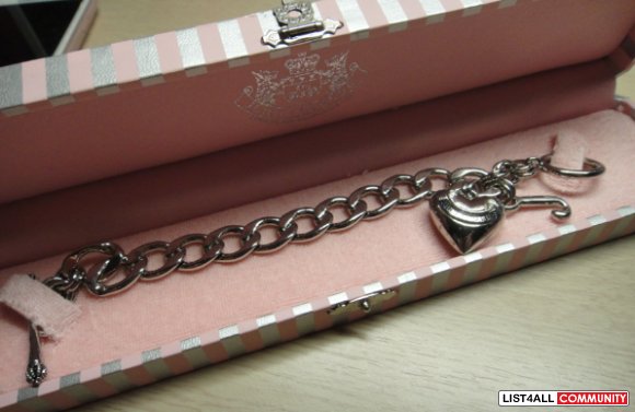 JUICY COUTURE Charm Bracelet