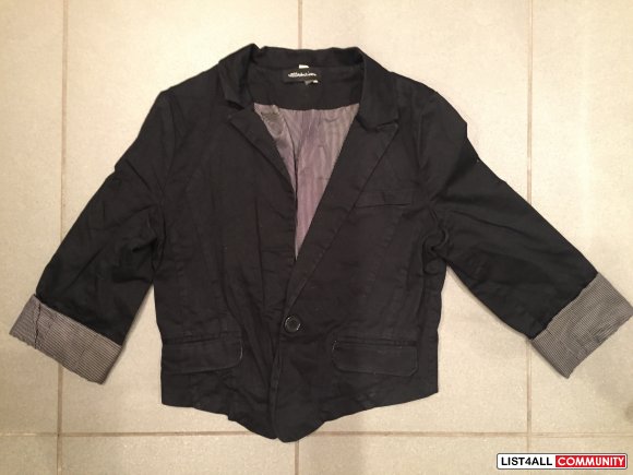 SEDUCTIONS Black Cropped Blazer