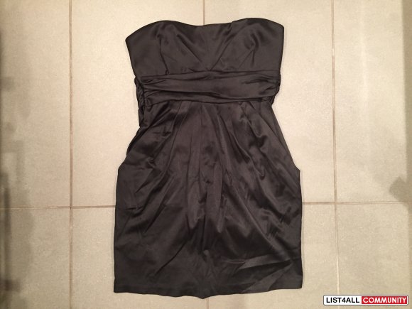 FOREVER21 Black Strapless Dress