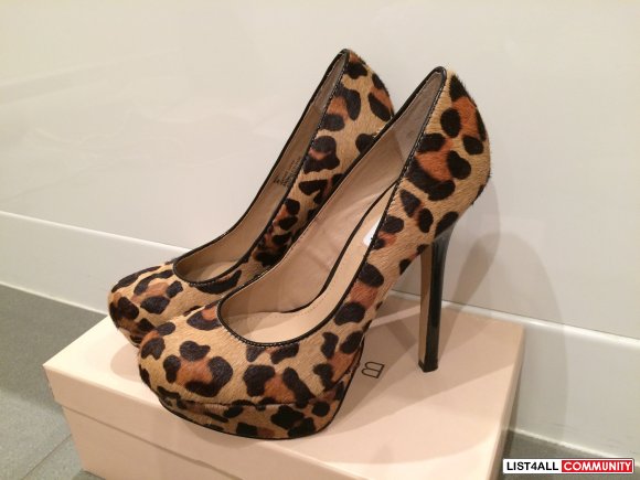 STEVE MADDEN Leopard Heels