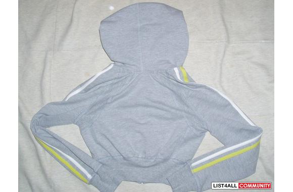 NEW   WITH TAG BEBE SPORT CROPPED HOODIE 100 % Aut