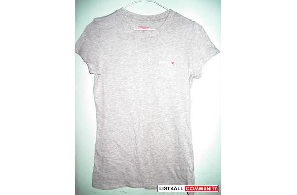 NEW   WITHOUT  TAG&nbsp;GREY T--SHIRTLight Grey&qu