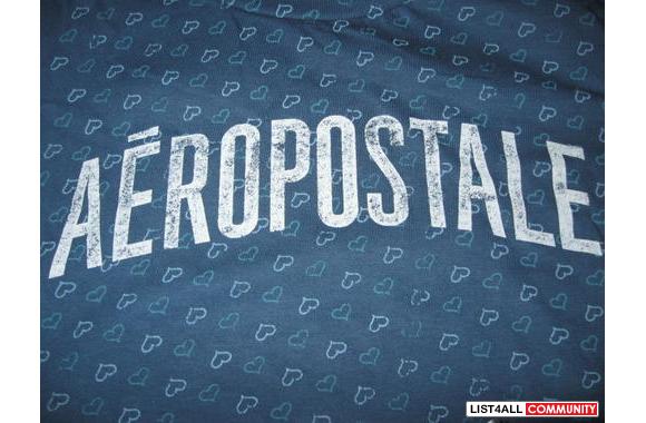 NEW   WITH TAG AEROPOSTALE T-SHIRTDesigned in a sl