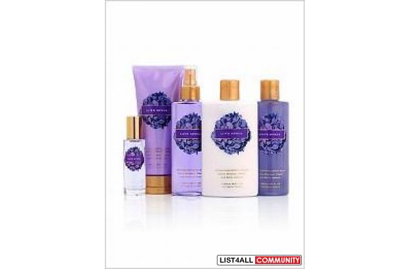 NEW   WITH TAG LOVE SPELLInfuse your bath or showe