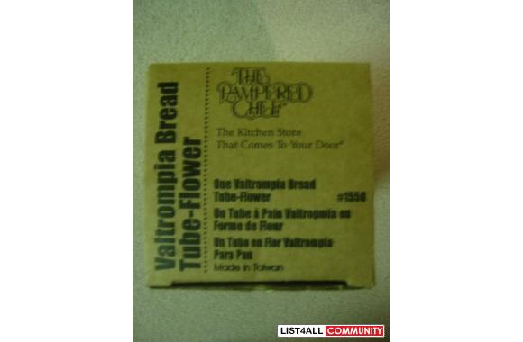 New PAMPERED CHEFValtrompia Flower Bread TubeBake 