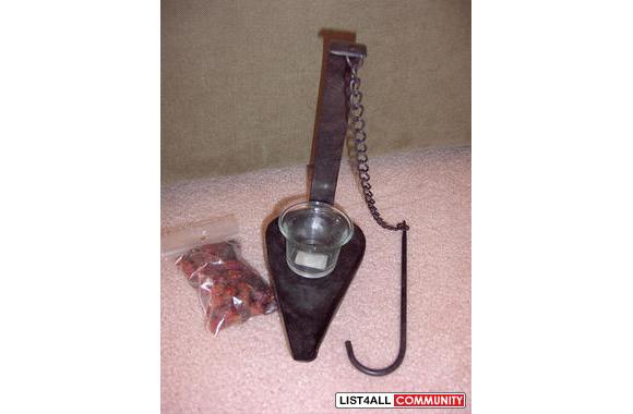 Black Betty Lamp with accessories - Retail $19.25 