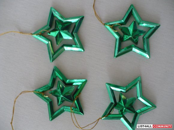 4 Christmas Tree Ornaments green